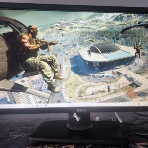 (pre - owed)23 inch dell Adjustable stand Vga and dvi  1080p - Image 1